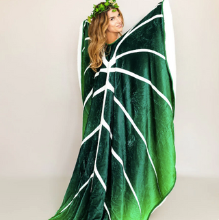 RoyalVerde™ Luxurious Leaf-Themed Blankets